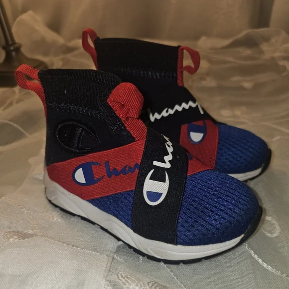 Champion Rally Crossover kid shoes size 8 - Picture 1 of 8